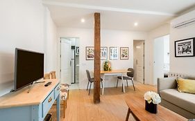 1 Bedroom 1 Bathroom Furnished - Malasana - Modern In Downtown Area - Mintystay